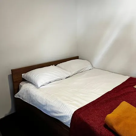 Appartement Konaci 25 *